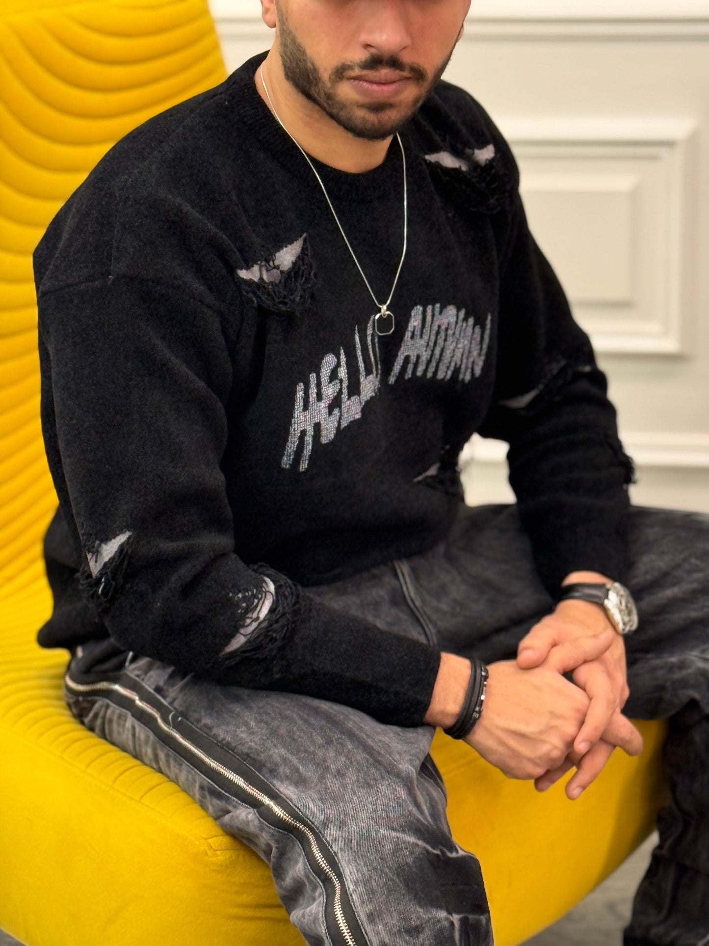 Black Cating Pullover