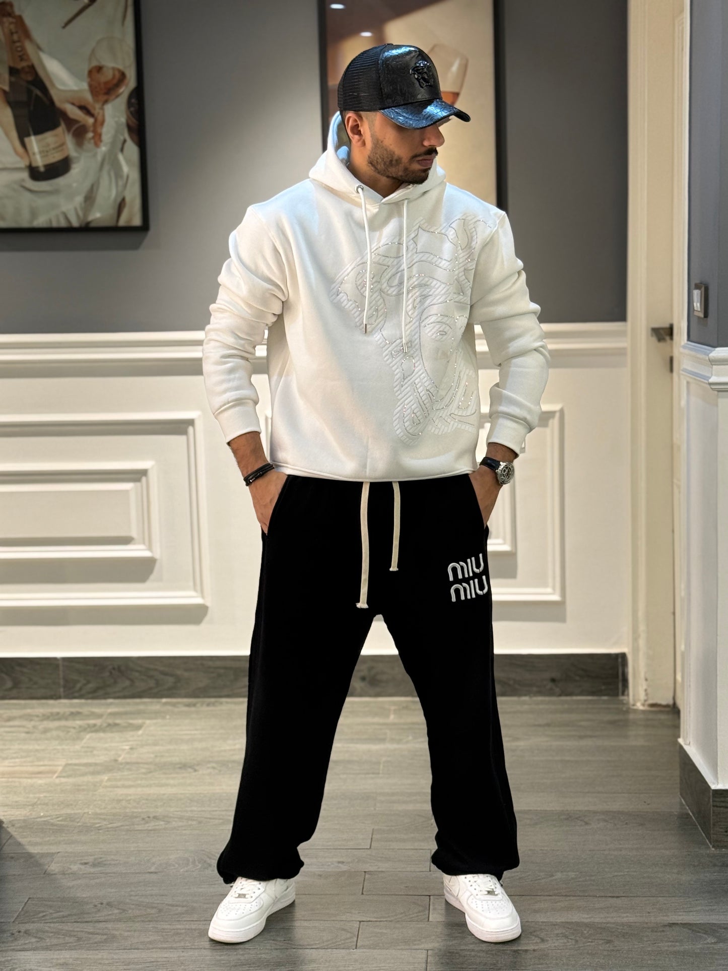 White novi sweatshirt