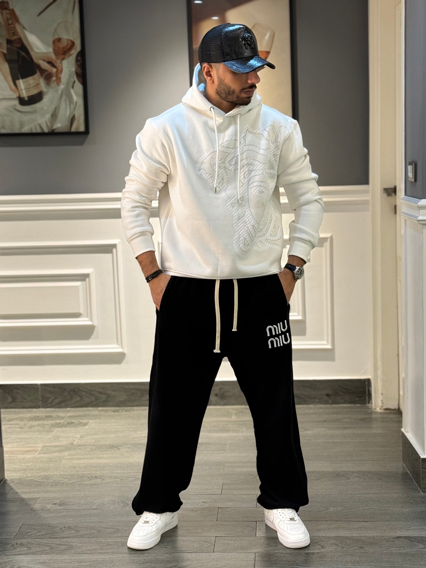 White novi sweatshirt