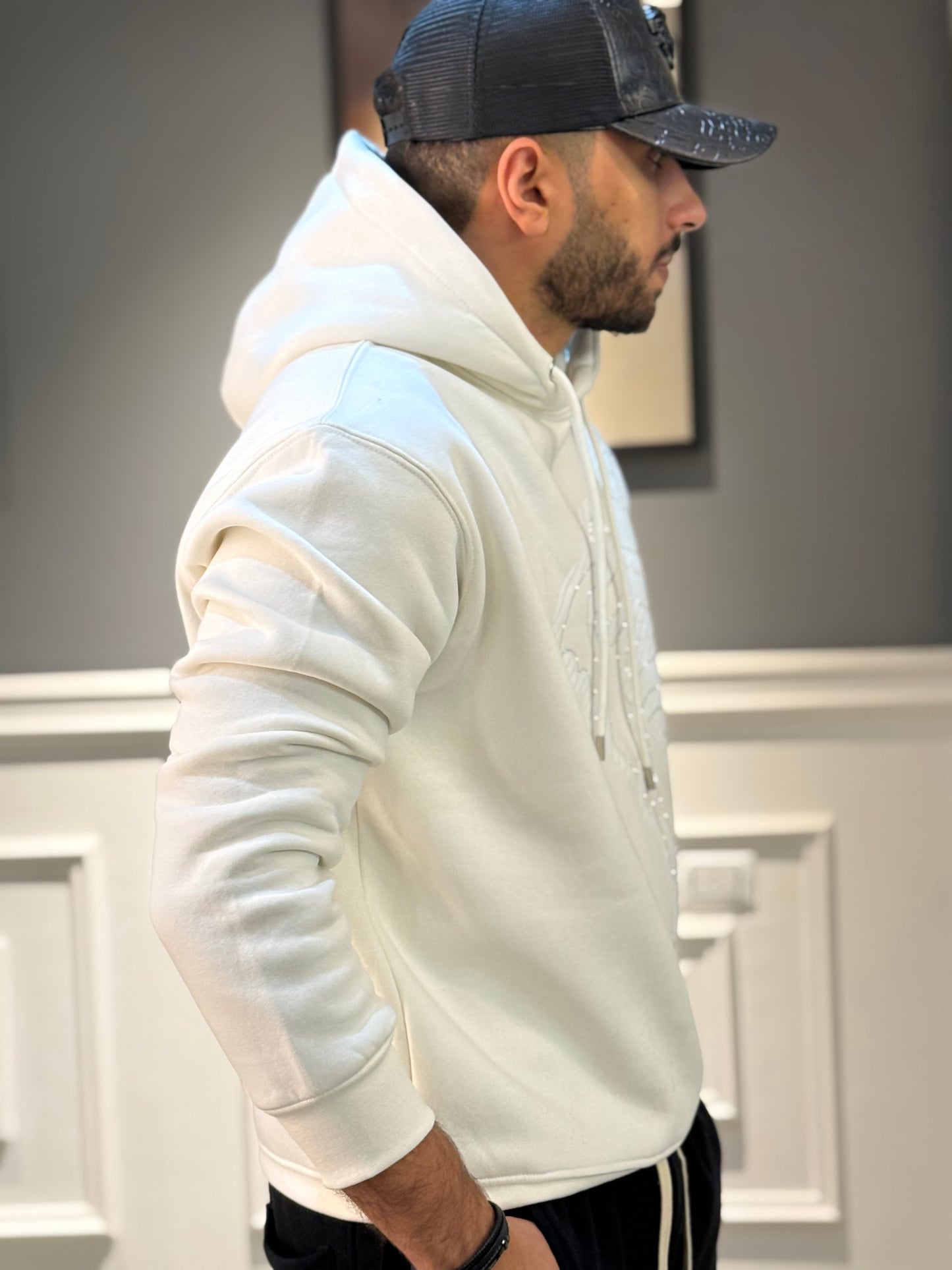 White novi sweatshirt